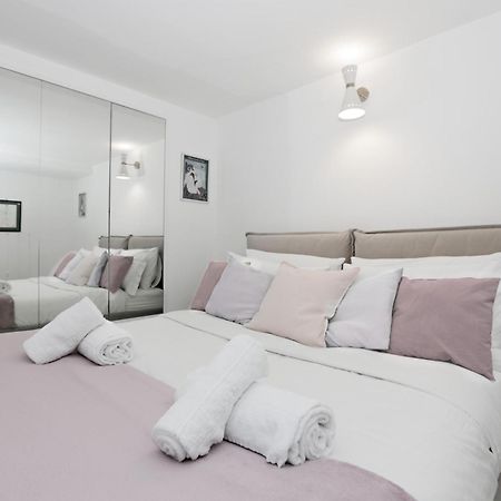 Fashion Loft 8 Min To Duomo Apartment Милано Екстериор снимка