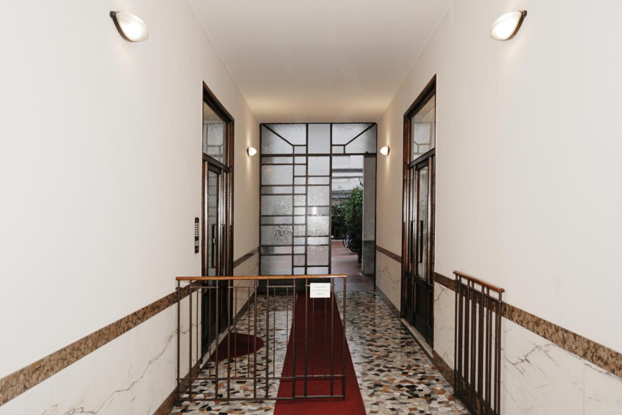 Fashion Loft 8 Min To Duomo Apartment Милано Екстериор снимка